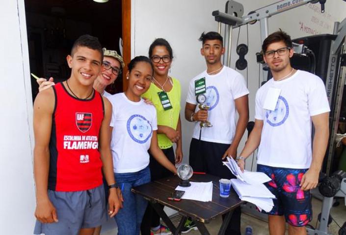 Bahiana-Acao-Escola-Atletismo-Flamengo-Ferrerinha-20-05-16_(69).jpg