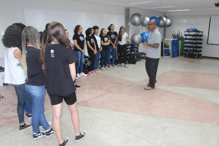 Educação Física – Estudantes do Colégio Vitória-Régia participam do programa Bahiana por um dia.