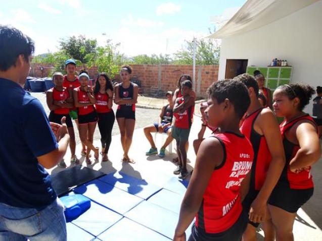 Bahiana-Acao-Escola-Atletismo-Flamengo-Ferrerinha-20-05-16_(21).jpg