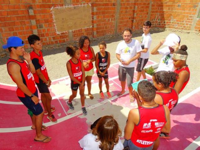 Bahiana-Acao-Escola-Atletismo-Flamengo-Ferrerinha-20-05-16_(47).jpg