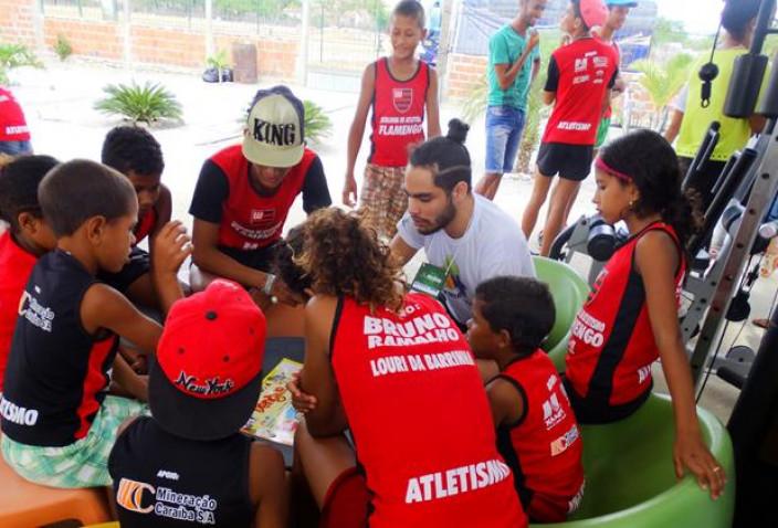 Bahiana-Acao-Escola-Atletismo-Flamengo-Ferrerinha-20-05-16_(63).jpg