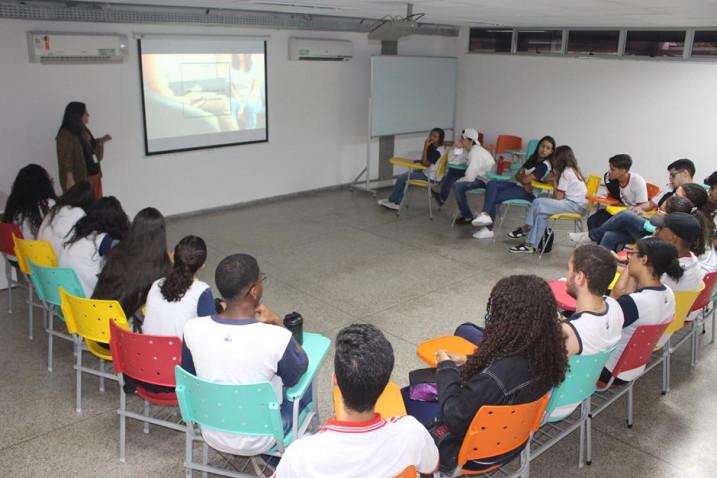 Psicologia – Estudantes do Colégio Salesiano do Salvador participam do programa Bahiana por um dia.