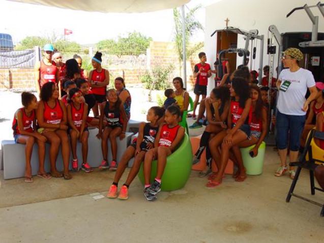 Bahiana-Acao-Escola-Atletismo-Flamengo-Ferrerinha-20-05-16_(9).jpg